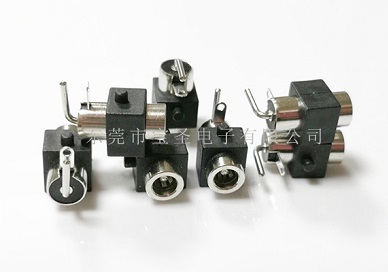 DC電源插座怎么樣使用？